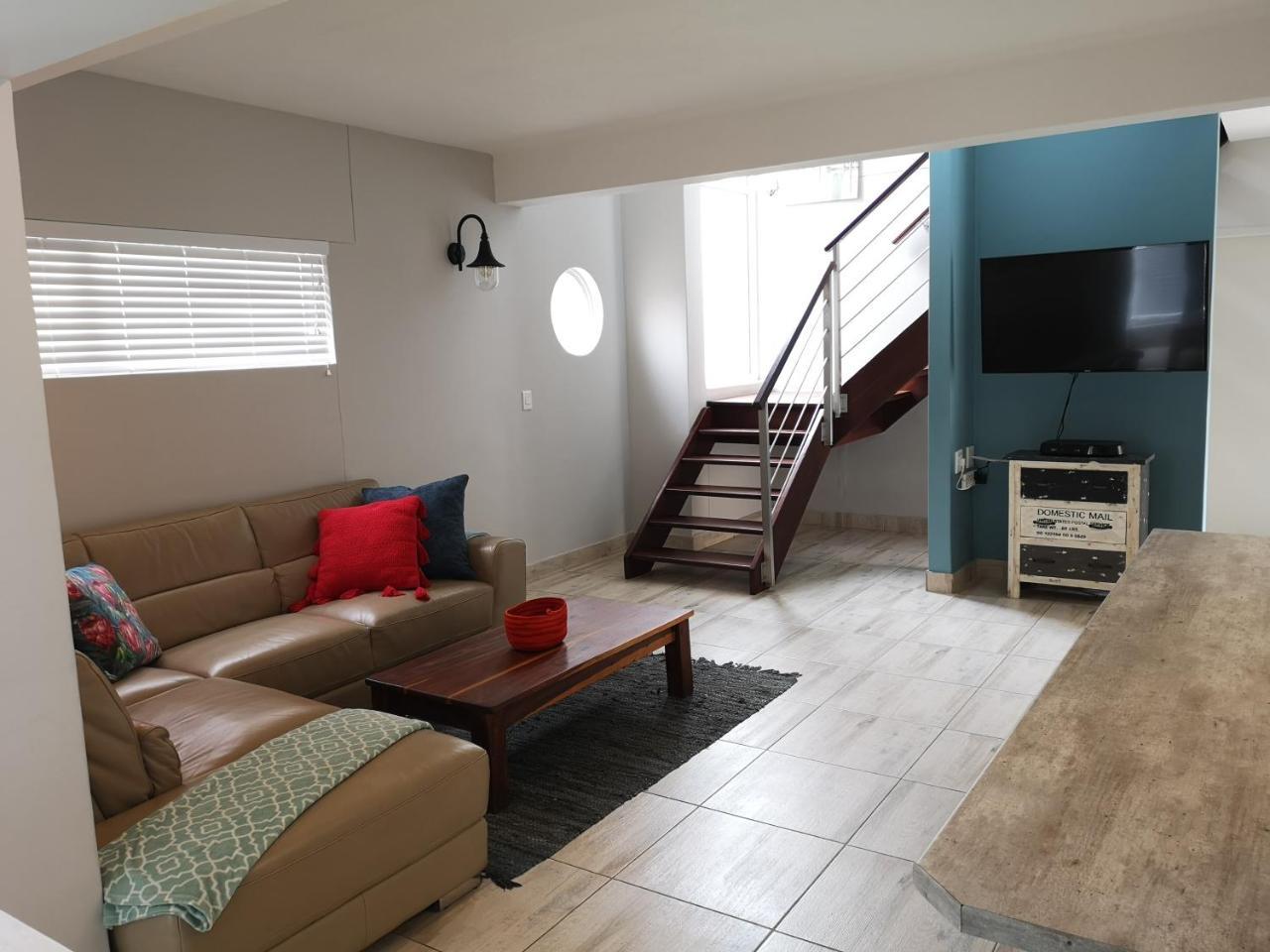 The Waterfront Cottage F12 Swakopmund Extérieur photo